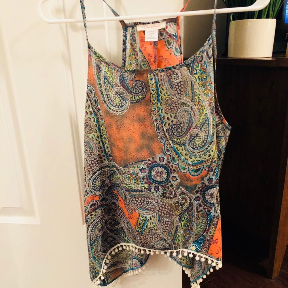 Boutique open back shirt